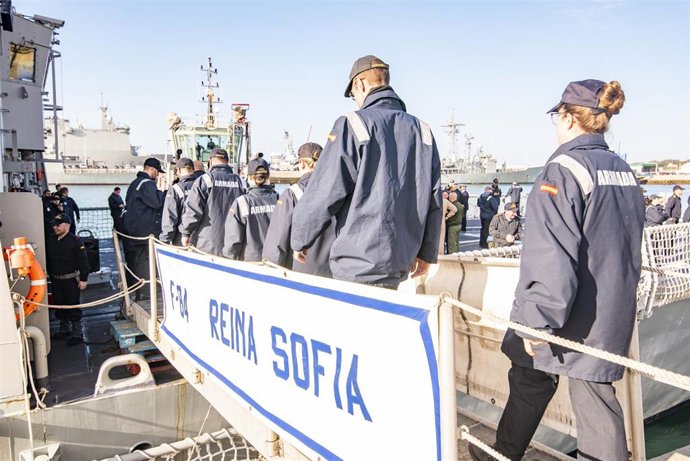 La fragata 'Reina Sofía' zarpa de Rota para incorporarse a la Operación Atalanta en el Océano Índico