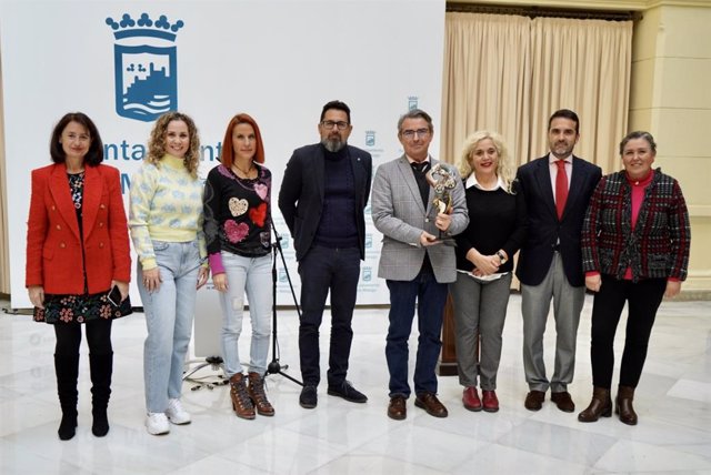 El Ayuntamiento concede el II Premio por la Defensa de los Valores Feministas al CEIP Los Morales