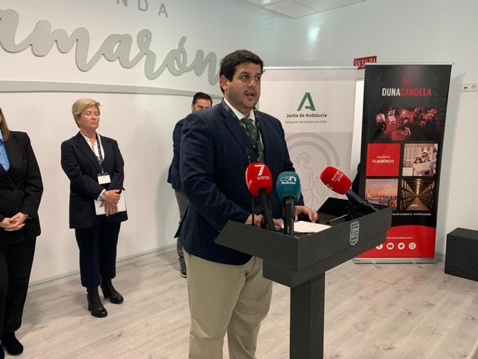 Jorge Vázquez en el I Foro de Turismo y Flamenco de la provincia de Cádiz.