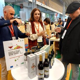 Junta potencia la internacionalización de la industria vinicola andaluza en la muestra de referencia del vino en España.