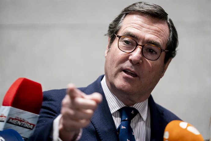 El presidente de la CEOE, Antonio Garamendi