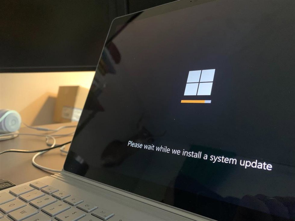 Un ordenador con el logo de Windows