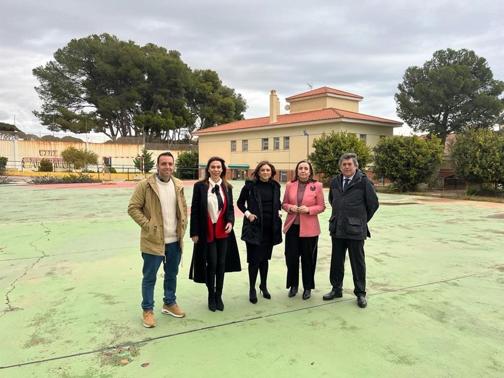 La viceconsejera de Justicia, Ana Corredera; la alcaldesa de Torremolinos, Margarita del Cid; el secretario general de Infraestructuras Judiciales, Modernización Digital y Regeneración, Luis García Navarro; y la delegada Territorial, Teresa Pardo