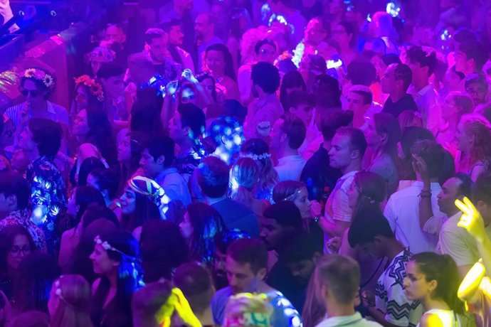 Archivo - Imagen de una discoteca  