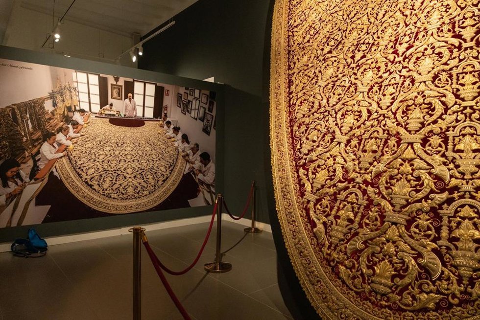La Fundación Cajasol inaugura la exposición 'Bajo un manto de Amor'
