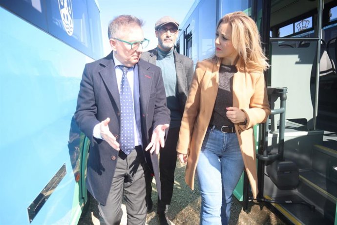 Alcalá de Guadaíra renueva su flota de autobuses urbanos con vehículos "más sostenibles y con más capacidad".
