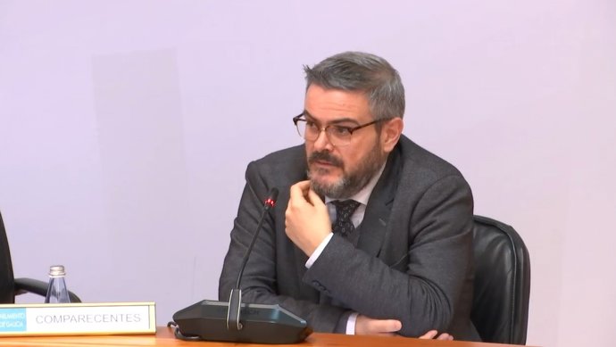 El director xeral de Pesca, Antonio Basanta, en la Comisión de Pesca