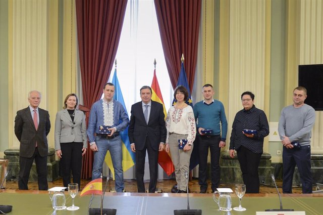 El ministro de Agricultura, Pesca y Alimentación, Luis Planas, recibe a la delegación de Pesca de Ucrania