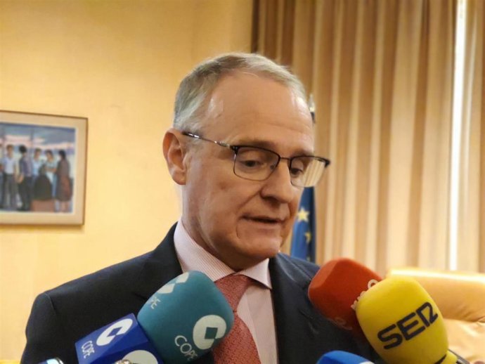 Archivo - El candidato del PP a la presidencia del Principado, Diego Canga, en una imagen de archivo