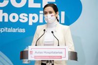 Más de 8.000 niños pasaron por las trece aulas hospitalarias de la Comunidad el pasado curso escolar