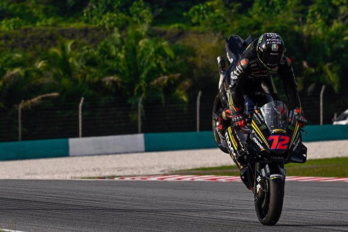 El piloto italiano Marco Bezzecchi (Ducati), del equipo Mooney VR46 Racing Team, el más rápido en el primer día de test oficial de pretemporada 2023 en Sepang (Malasia)