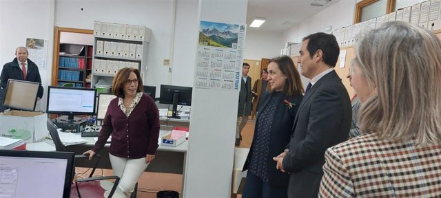 El consejero de Justicia, Administración Local y Función Pública, José Antonio Nieto, visita el Edificio San José de Cádiz