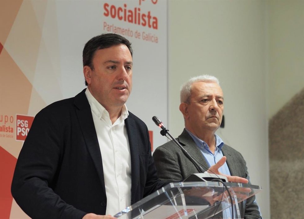 El secretario xeral del PSdeG, Valentín González Formoso, y el portavoz parlamentario, Luís Álvarez