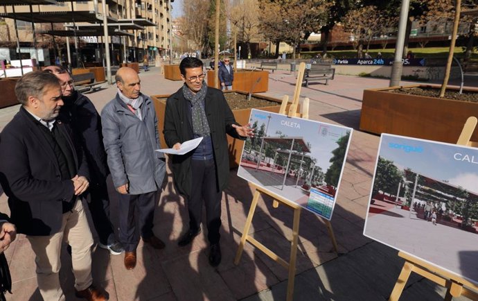 Renaturalización de la plaza de Caleta