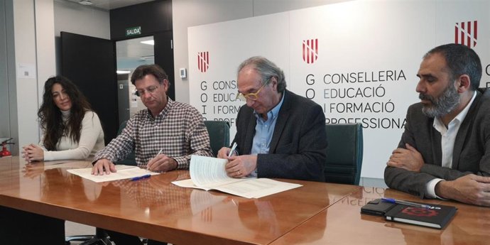 Asinem colaborará con Educación en la formación de profesorado de FP.
