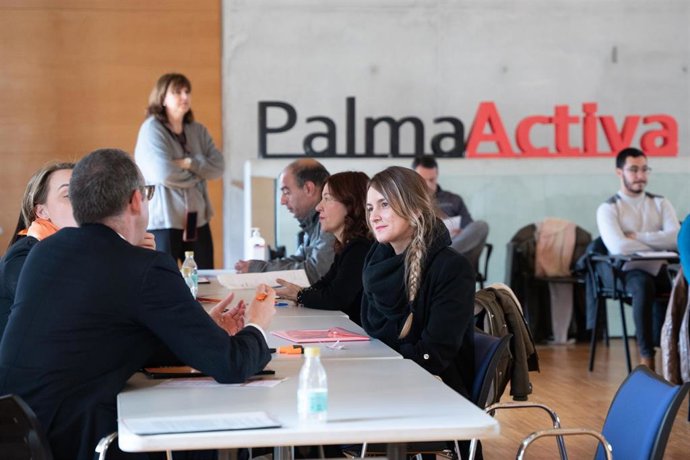 Más de un millar de personas asisten a las primeras jornadas del Mes de la Ocupación de PalmaActiva
