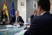 Marlaska evita comentar la cena del Rey Juan Carlos con Macron: "No me corresponde hacer la lista de invitados"