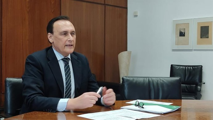 El consejero de Universidad, Investigación e Innovación de la Junta de Andalucía, José Carlos Gómez Villamandos.