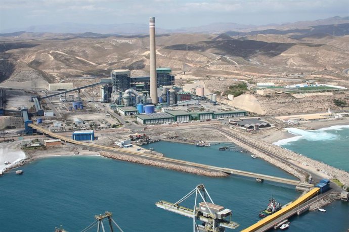 Archivo - La antigua Central Térmica Litoral de Almería de Endesa, ubicada en Carboneras