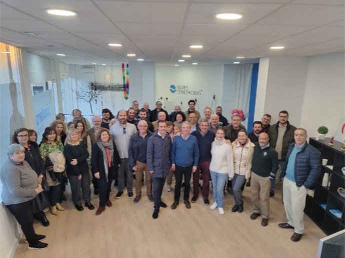 El PP rinde un homenaje sorpresa a Joan Rotger, alcalde de Selva desde hace 25 años.