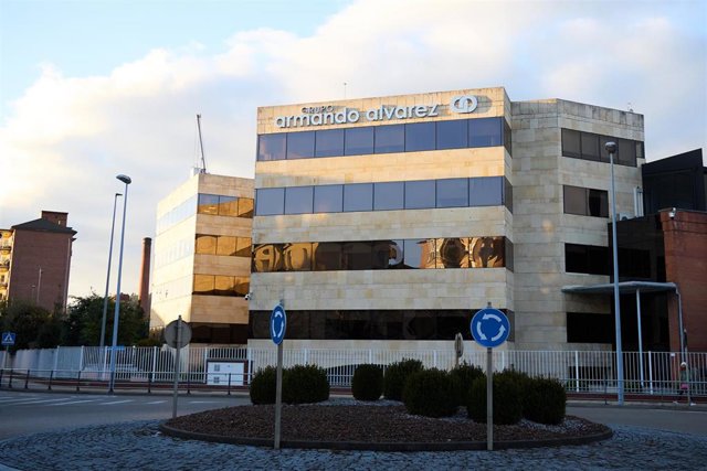 Fachada de la empresa Aspla de Torrelavega