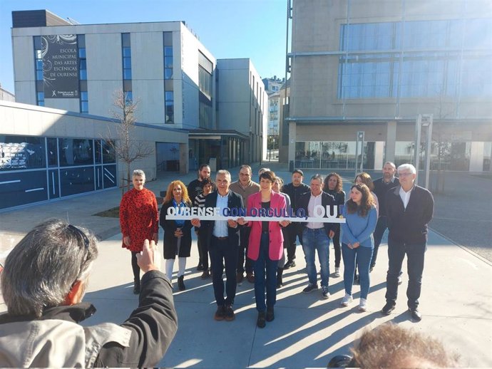 La portavoz nacional del BNG, Ana Pontón, participa en el la presentación del primer tramo de la candidatura de Luís Seara a la Alcaldía de Ourense.