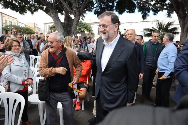 Archivo - El expresidente del Gobierno y del PP, Mariano Rajoy, este sábado en Telde (Gran Canaria)