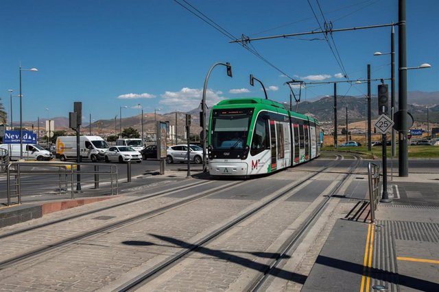 Archivo - Granada.- El metro licita por 2,6 millones de euros el mantenimiento de la señalización ferroviaria 