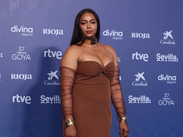 BERTA VÁZQUEZ EN LA ALFOMBRA ROJA DE LOS PREMIOS GOYA 2023