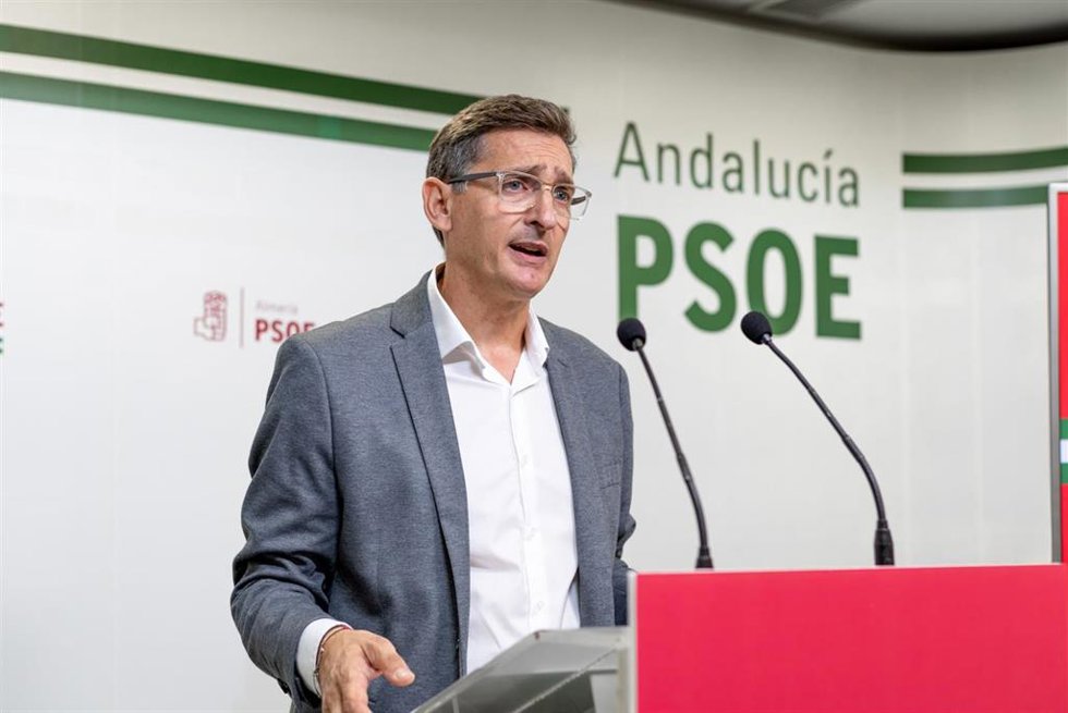 Archivo - El parlamentario del PSOE de Almería, José Luis Sánchez Teruel.