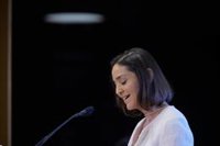 Reyes Maroto pide a Ayuso que "escuche" a los madrileños y profesionales sanitarios y que "no mire para otro lado"