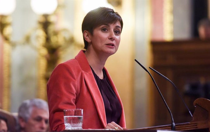 Archivo - La ministra de Política Territorial y portavoz del Gobierno de España, Isabel Rodríguez, en una sesión plenaria en el Congreso de los Diputados, a 22 de noviembre de 2022, en Madrid (España). Los Presupuestos Generales del Estado (PGE) para 20