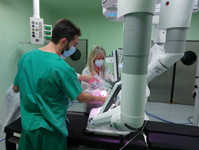 Intervención con el Da Vinci en el Dr. Balmis