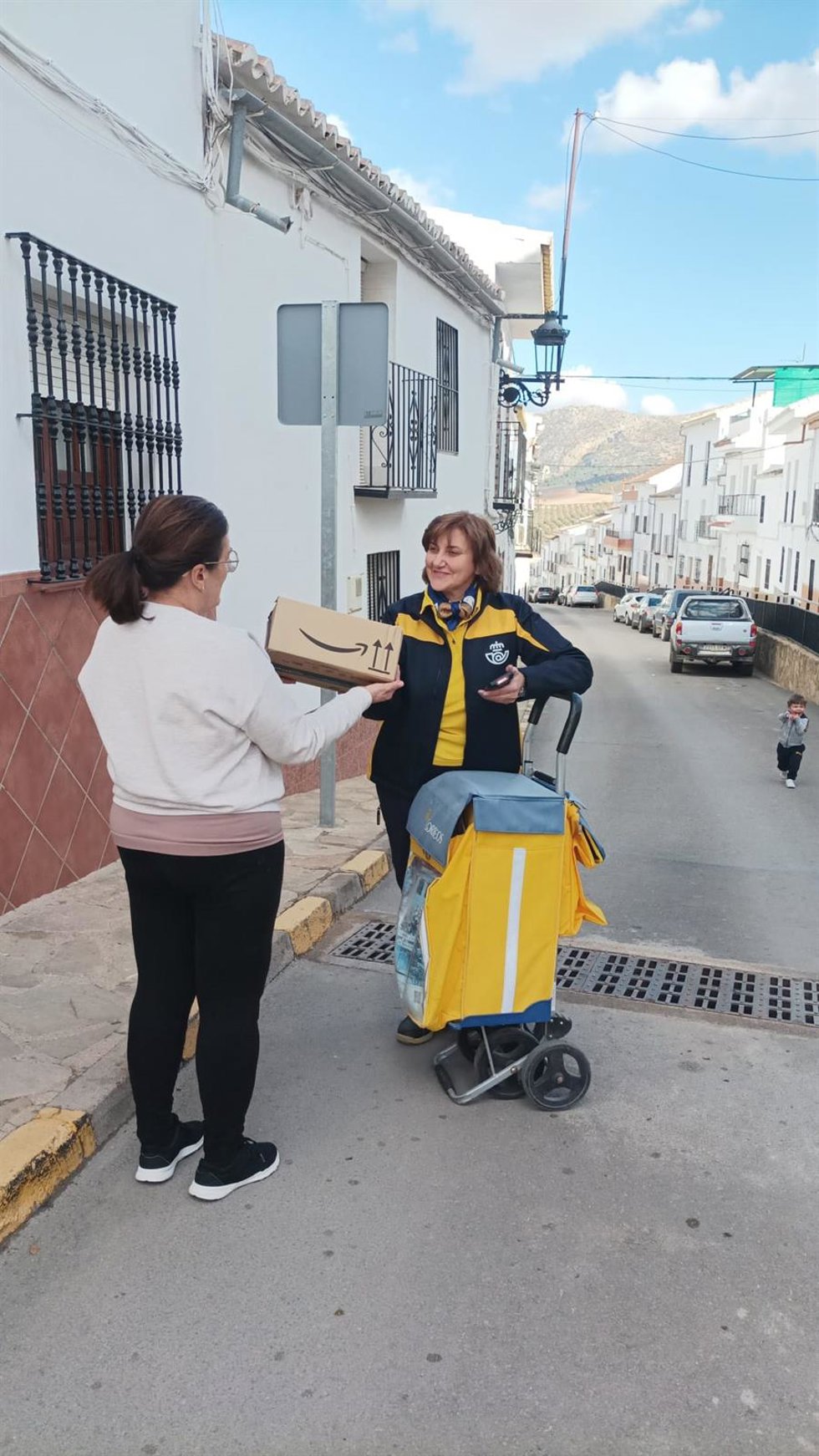 Los carteros y carteras rurales de Correos en la provincia realizaron más de 25.700 operaciones en 2022