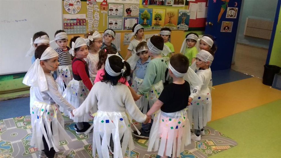 Archivo - Alumnos participantes en el rpograma de Educación Responsable de la Fundación Botín