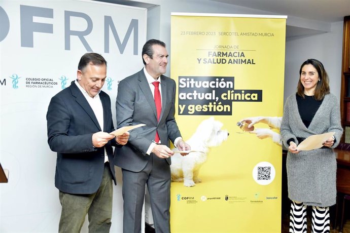 Imagen de la presentación de la Jornada 'Farmacia y Salud Animal'