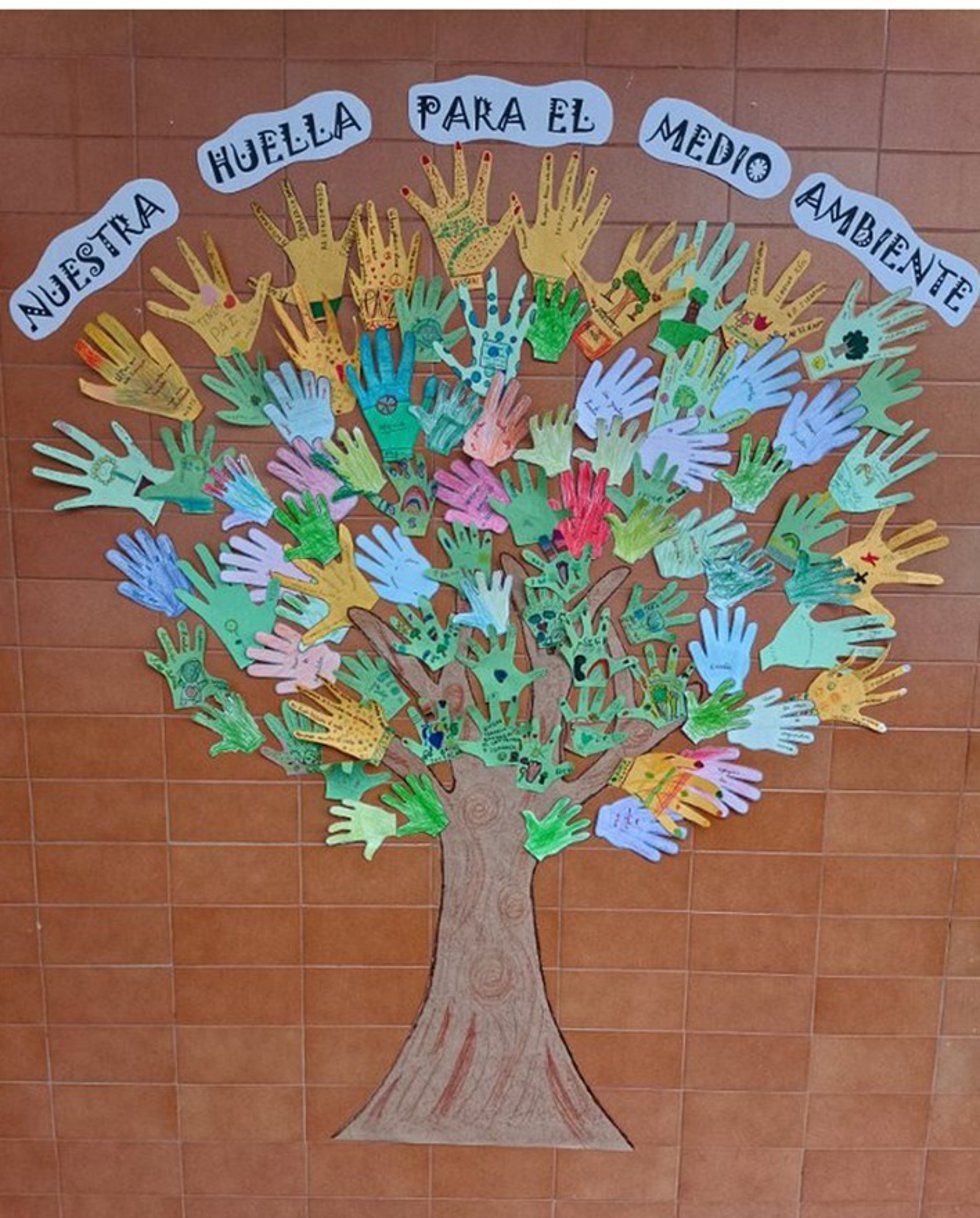 Mural del  CEIP Gumersindo Azcárate (León).