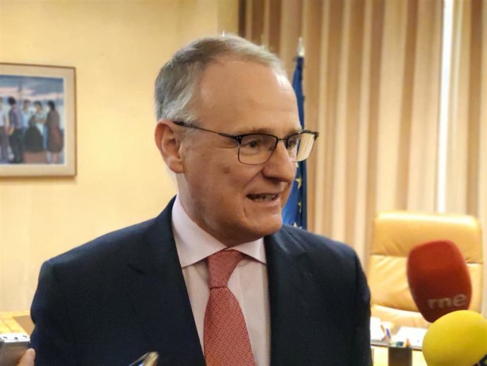 Archivo - El candidato del PP a la presidencia del Principado, Diego Canga.