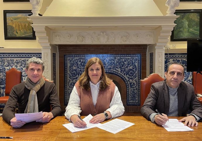 El Ayuntamiento de Segovia cede espacios a asociaciones vecinales cuyos fines sociales "son positivos" para la ciudad