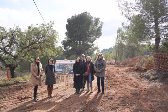 Obras de conexión de la vía Xurra con Ojos Negros