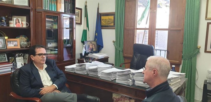 El diputado provincia Antonio Jesús Rodríguez visita Turrillas y Lucainena (Almería)