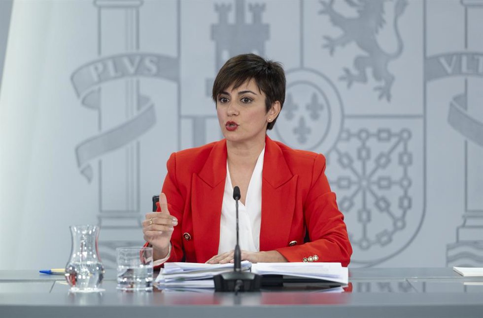 La ministra Portavoz, Isabel Rodríguez, durante una rueda de prensa posterior al Consejo de Ministros, en el Palacio de La Moncloa, a 31 de enero de 2023, en Madrid (España).