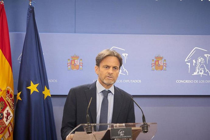 Archivo - El líder de Unidas Podemos en el Congreso, Jaume Asens, durante una rueda de prensa, en el Congreso de los Diputados, a 9 de diciembre de 2022, en Madrid (España).