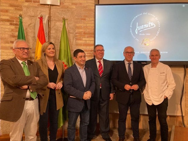 Presentación de las 40º jornadas gastronómicas de Casa Juanito
