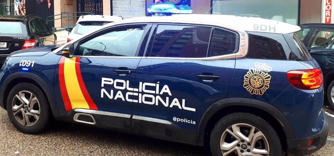 Vehículo de la Policía Nacional.