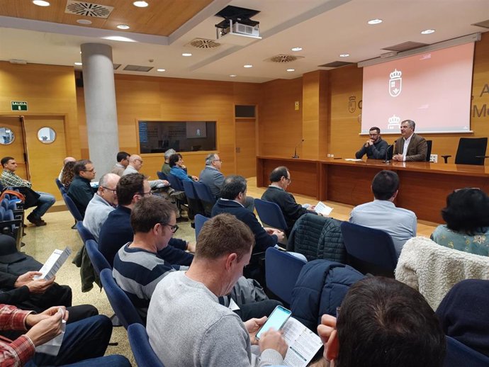 El consejero de Medio Ambiente, Mar Menor, Universidades e Investigación, Juan María Vázquez, durante la inauguración de la III Reunión de Sanidad Forestal Murcia 2023.