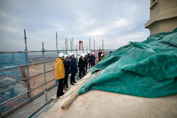 Las obras de restauración de la torre de Santa María de Viana finalizarán en 2024.