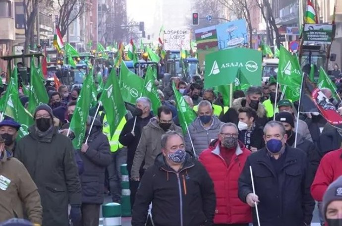 Manifestación de agricultores en Logroño en enero de 2022