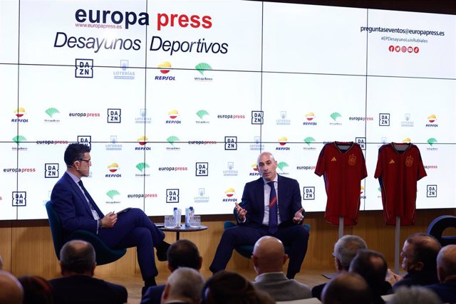 El presidente de la RFEF, Luis Rubiales, durante los Desayunos Deportivos de Europa Press
