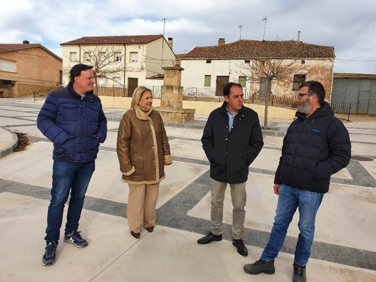 Finalizan las obras de pavimentación de la plaza Mayor de Aldealafuente
